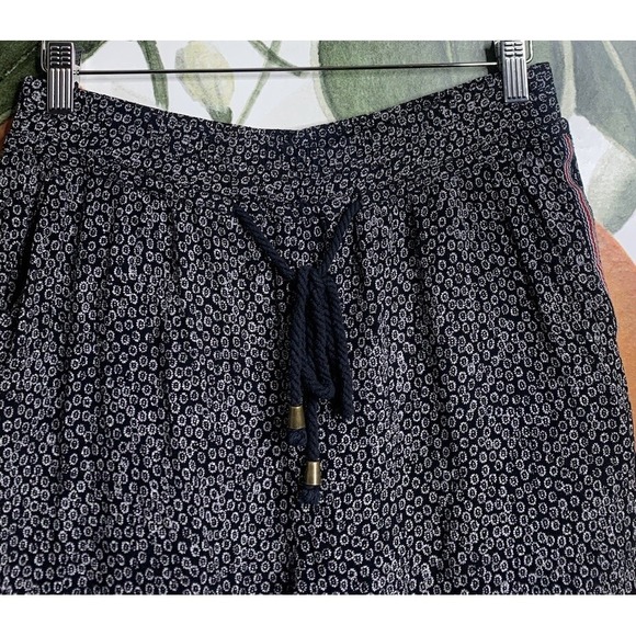 Anthropologie ett:wa Medium Floral Black Side Stripe Drawstring Cropped Pants - Picture 4 of 7